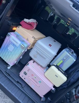 Transport en van 9 places avec de nombreux bagages