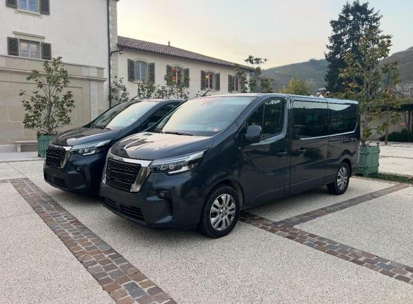 Van xxl places avec chauffeur pour vos transports à Bourg En Bresse
